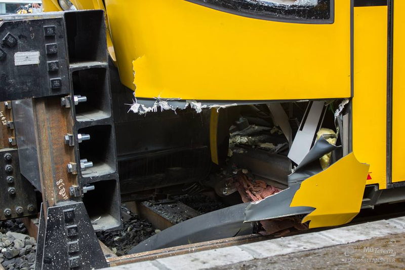 Illustration for article titled The World's Longest Tram Got A Bit Shorter After This Crash